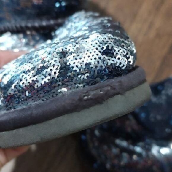 UGG Australia 6 blue sparkle sequin booties winter Sherpa lined - Picture 5 of 6